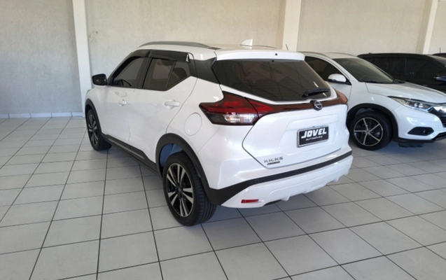 imagem-https://www.socarrao.com.br/sc-vehicle-images-prod/2415651/1783001459417-azQucG5n.png