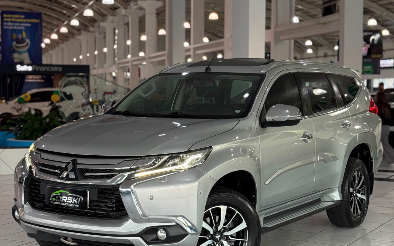 Mitsubishi Pajero 2020 Prata — foto 1 de 3