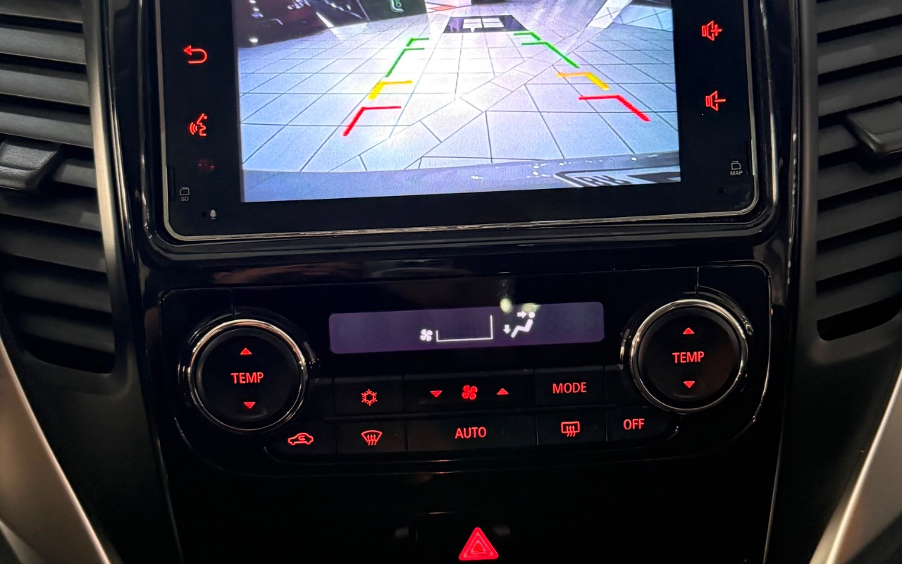 imagem-https://www.socarrao.com.br/sc-vehicle-images-prod/2415711/1783001713325-YzIyN2U4MmEtMTA1Ny00ZjkyLWEwOGQtY2MyM2VkM2JjNGM5LmpwZWc.jpeg