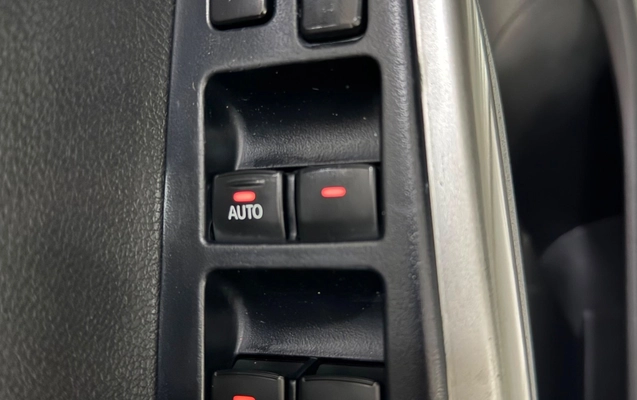 imagem-https://www.socarrao.com.br/sc-vehicle-images-prod/2415711/1783001713504-Zjk3OTNhMmYtZjdmNC00MTBhLWE1YjktZTA0ZGU5NmM1NzRlLmpwZWc.jpeg