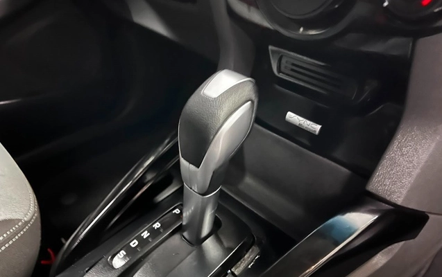 imagem-https://www.socarrao.com.br/sc-vehicle-images-prod/2415930/1787919810634-5a3ce084-992d-4bf8-88d9-df044a091a7b.jpg