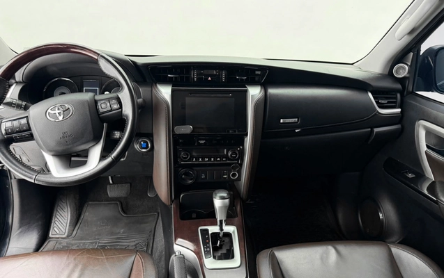 imagem-https://www.socarrao.com.br/sc-vehicle-images-prod/2416110/1783003766562-9482b41d-38e5-40f8-b53d-c1b1f1ebce9a.jpg