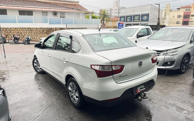 imagem-https://www.socarrao.com.br/sc-vehicle-images-prod/2416374/1789499534552-gb-5aa72c9.jpeg