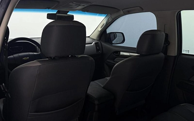 imagem-https://www.socarrao.com.br/sc-vehicle-images-prod/2416918/1791042175665-8133173_13_B_a84554b239.jpeg