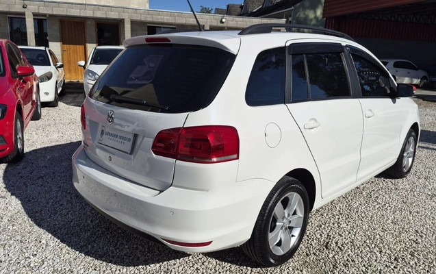 imagem-https://www.socarrao.com.br/sc-vehicle-images-prod/2417498/1788092624375-vehicle_image_1783008245_982de852154e01bdaaf176f3a97a57db.jpeg