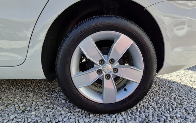 imagem-https://www.socarrao.com.br/sc-vehicle-images-prod/2417498/1788092624399-vehicle_image_1783008276_781097d8b2a1f479c4fb9ff535c3cac9.jpeg