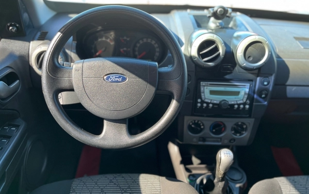 imagem-https://www.socarrao.com.br/sc-vehicle-images-prod/2417538/1787221829185-Y78J5HyuxjTSu9Yd8OCmUeHNPiIWtg3y.jpg