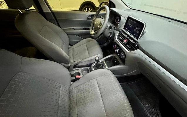 imagem-https://www.socarrao.com.br/sc-vehicle-images-prod/2418117/1783012079901-8157946_12_B_0c785caba6.jpeg