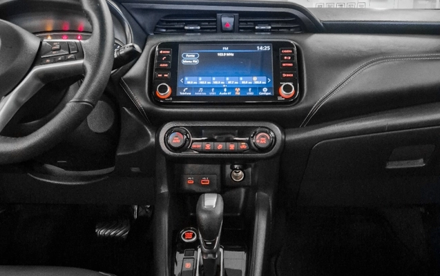 imagem-https://www.socarrao.com.br/sc-vehicle-images-prod/2418283/1788440472302-VfxQVWANx81zW9usO8d1BSpYuqTSgXsX.jpg