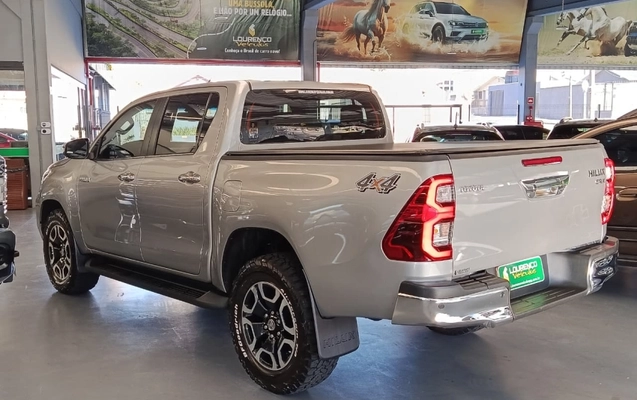imagem-https://www.socarrao.com.br/sc-vehicle-images-prod/2418398/1785256876743-aQgN46wfrn5gxiLMqfE1eci31OCNhiwW.jpg