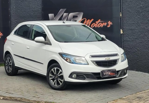 Chevrolet Onix 2014 Branco — foto 1 de 3