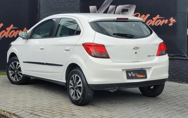 imagem-https://www.socarrao.com.br/sc-vehicle-images-prod/2418425/1786713003831-8242519_0_B_3979c21dca.jpeg