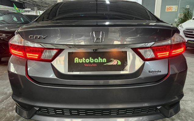 imagem-https://www.socarrao.com.br/sc-vehicle-images-prod/2418493/1783013753785-e6291e01-0454-4ac1-9d89-c397fe2e9a0e.jpg