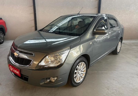Chevrolet Cobalt 2014 Cinza — foto 1 de 3