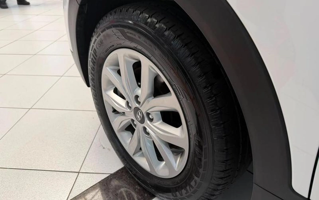 imagem-https://www.socarrao.com.br/sc-vehicle-images-prod/2418664/1789066419509-8235186_17_B_a5aaab856e.jpeg