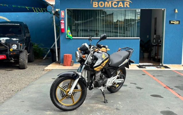 imagem-https://www.socarrao.com.br/sc-vehicle-images-prod/2418668/1786121424116-gb-d25d92f.jpeg
