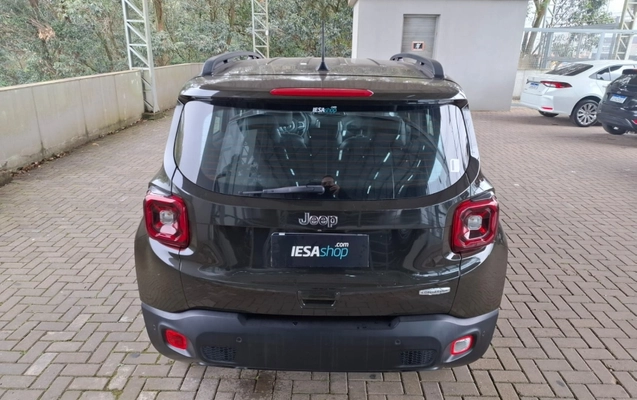 imagem-https://www.socarrao.com.br/sc-vehicle-images-prod/2419239/1789134313975-6NB0XKWgL2Jg60EoFDU0qLvw9J639u1b.jpg