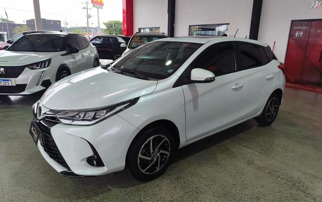 imagem-https://www.socarrao.com.br/sc-vehicle-images-prod/2419436/1791373243244-8243278_12_B_3fc7535b32.jpeg