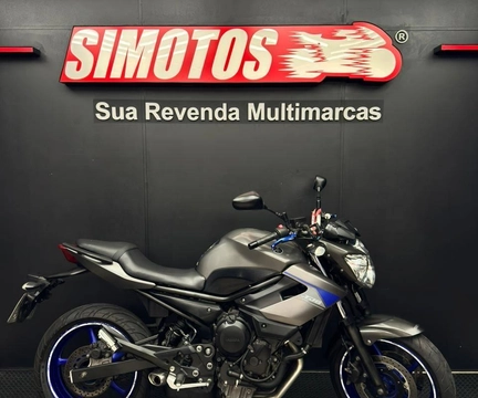 YAMAHA XJ6 N/ABS 2013 Cinza — foto 1 de 3