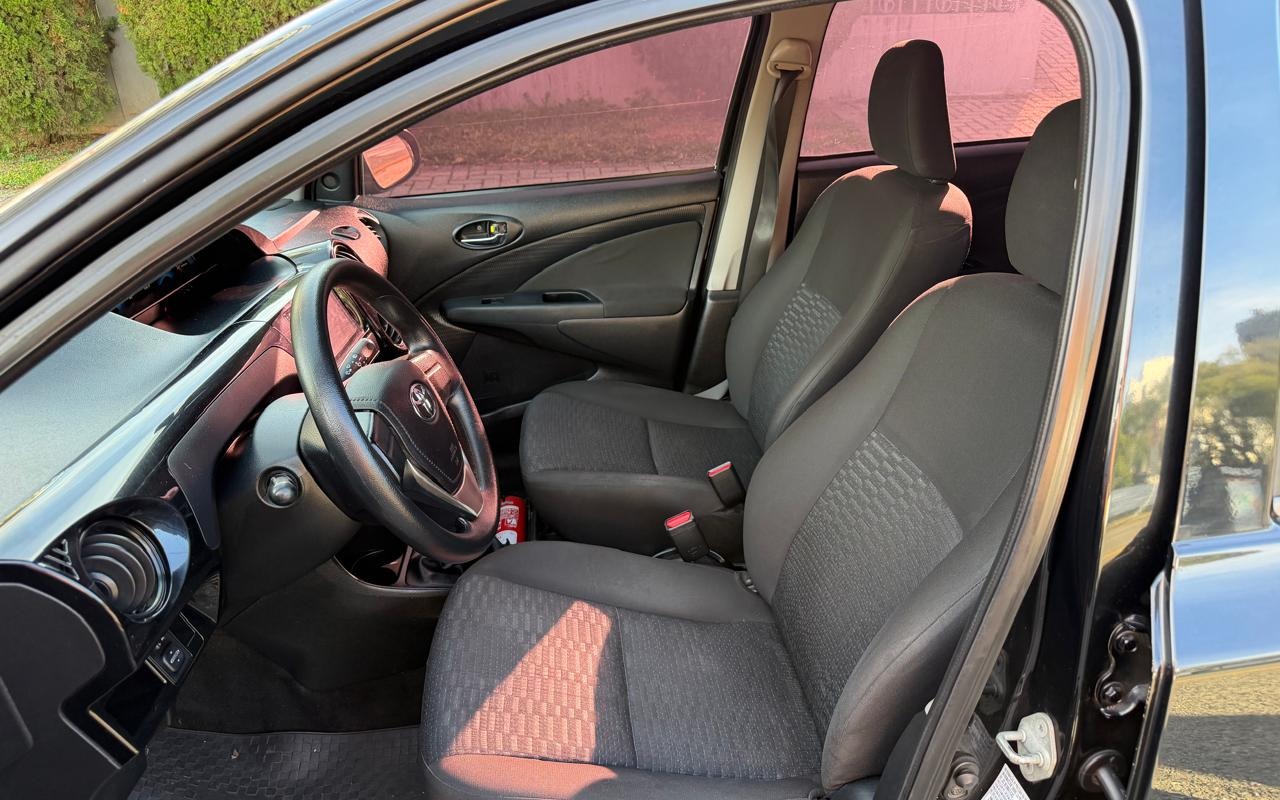 imagem-https://www.socarrao.com.br/sc-vehicle-images-prod/2419522/1783019912743-OS5qcGVn.jpeg