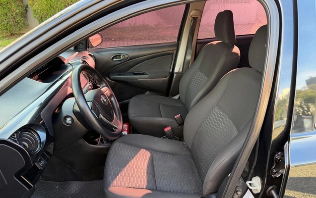 imagem-https://www.socarrao.com.br/sc-vehicle-images-prod/2419522/1783019912743-OS5qcGVn.jpeg