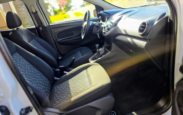 imagem-https://www.socarrao.com.br/sc-vehicle-images-prod/2419556/1783018661355-SU1HLTIwMjYwNzAyLVdBMDExMC5qcGc.jpg