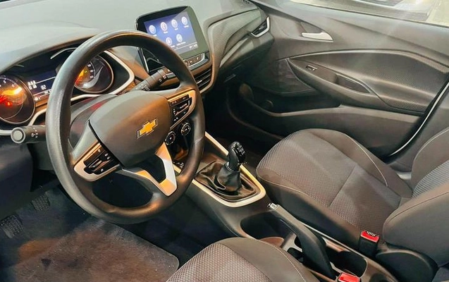 imagem-https://www.socarrao.com.br/sc-vehicle-images-prod/2419569/1787658481102-8138802_2_B_c705dca439.jpeg