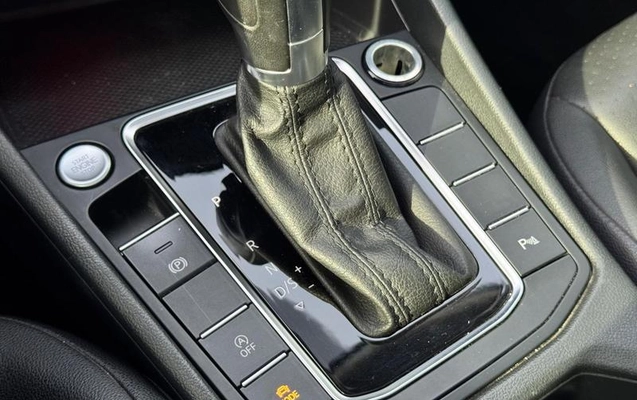 imagem-https://www.socarrao.com.br/sc-vehicle-images-prod/2419583/1788555746402-8209718_19_B_51c92e1252.jpeg
