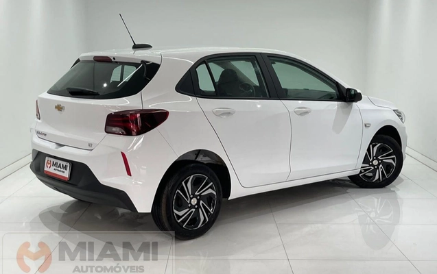 imagem-https://www.socarrao.com.br/sc-vehicle-images-prod/2419584/1783167297877-34d3088ddf5343b1848599c691a5df62_1783019170988.jpg