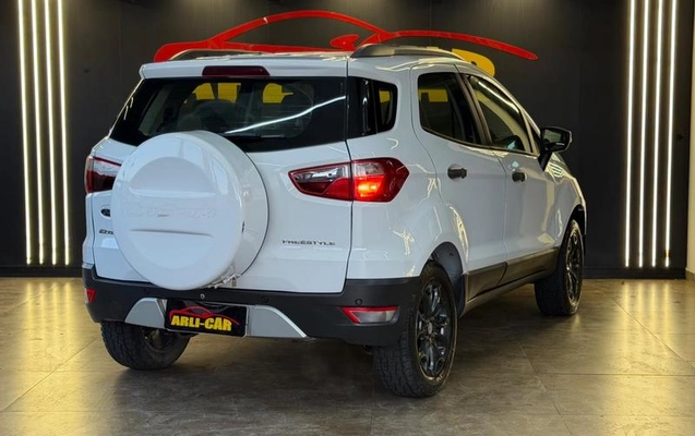 imagem-https://www.socarrao.com.br/sc-vehicle-images-prod/2419589/1785438582877-8241607_8_B_59bdb6ae8e.jpeg