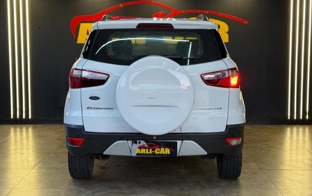 imagem-https://www.socarrao.com.br/sc-vehicle-images-prod/2419589/1785438582878-8241607_8_B_92355040ca.jpeg