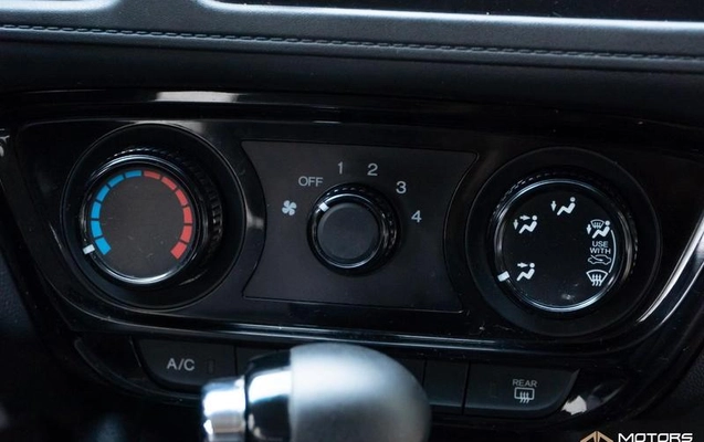 imagem-https://www.socarrao.com.br/sc-vehicle-images-prod/2419853/1786477461942-8243644_8_B_2f85f9814c.jpeg