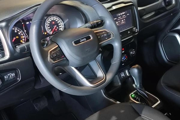 imagem-https://www.socarrao.com.br/sc-vehicle-images-prod/2419923/1788355747577-8241145_7_B_6a9e43fbc3.jpeg