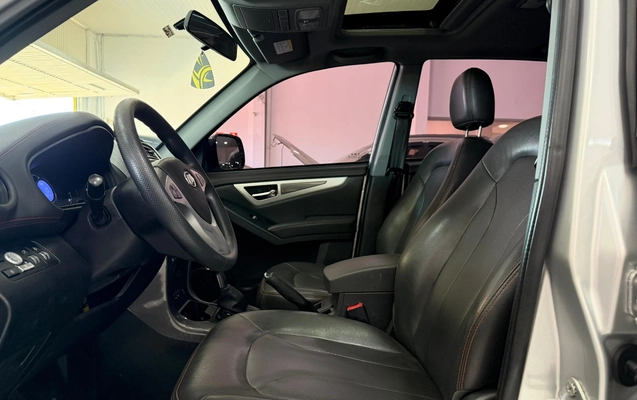 imagem-https://www.socarrao.com.br/sc-vehicle-images-prod/2419943/1783021097309-V2hhdHNBcHAgSW1hZ2UgMjAyNi0wNy0wMiBhdCAxNi4xMC40Ny5qcGVn.jpeg