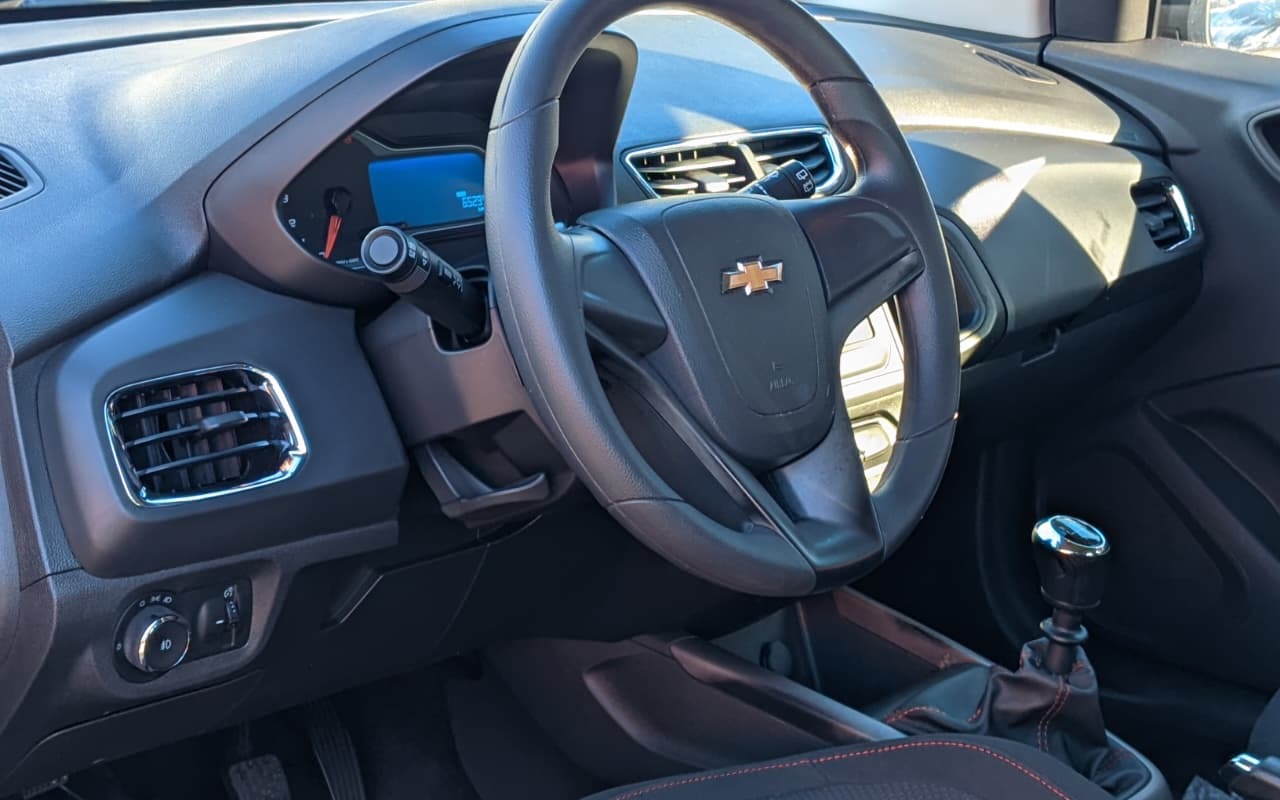 imagem-https://www.socarrao.com.br/sc-vehicle-images-prod/2420199/1783022290240-V2hhdHNBcHAgSW1hZ2UgMjAyNi0wNy0wMiBhdCAxNi40NS4xNS5qcGVn.jpeg