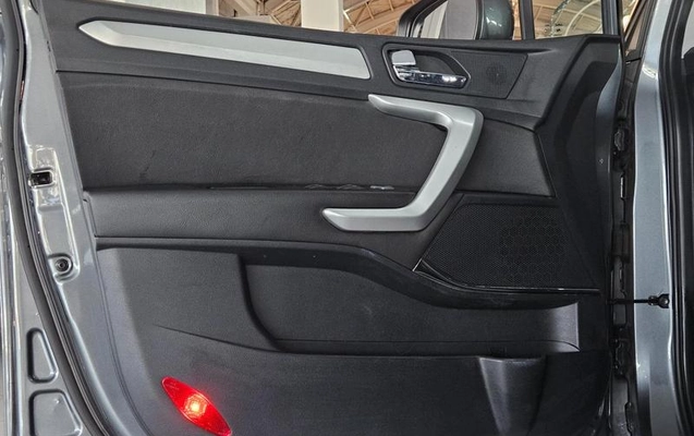 imagem-https://www.socarrao.com.br/sc-vehicle-images-prod/2420250/1783535646080-8243855_17_B_44c2cb20d2.jpeg