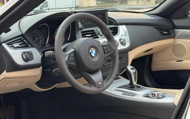 imagem-https://www.socarrao.com.br/sc-vehicle-images-prod/2420457/1789487962892-8243527_14_B_6449e676ce.jpeg