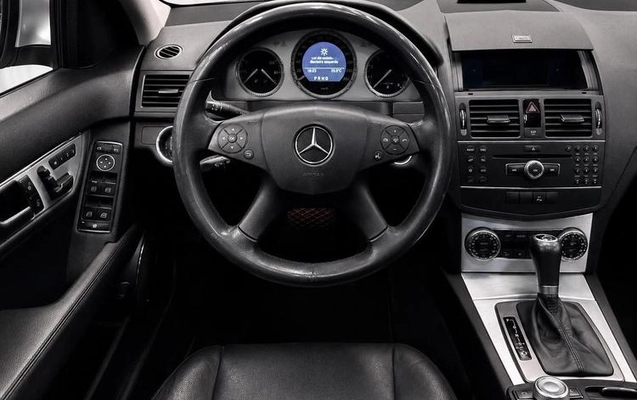 imagem-https://www.socarrao.com.br/sc-vehicle-images-prod/2420631/1788200789689-8207957_19_B_85fd1cdefd.jpeg