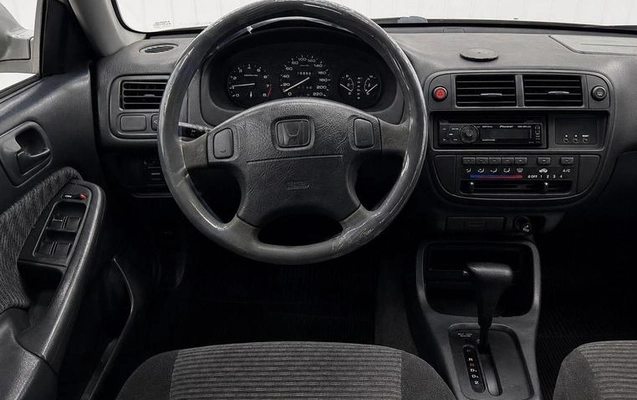 imagem-https://www.socarrao.com.br/sc-vehicle-images-prod/2420688/1785467867475-8175407_4_B_7202476c03.jpeg