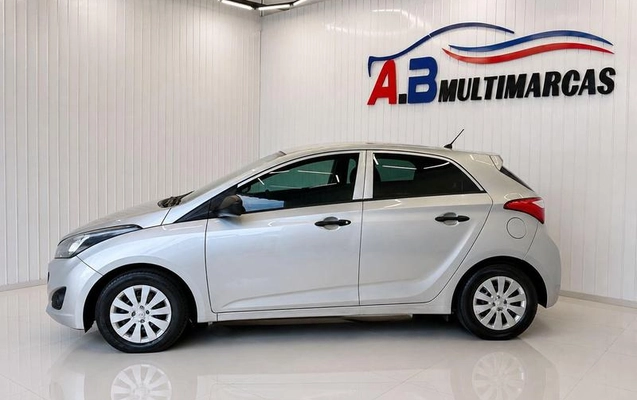 imagem-https://www.socarrao.com.br/sc-vehicle-images-prod/2420700/1785461810391-8216803_11_B_7c7ee05dd7.jpeg