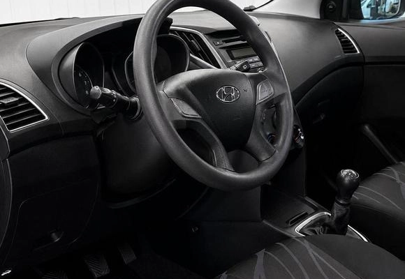 imagem-https://www.socarrao.com.br/sc-vehicle-images-prod/2420700/1785461810401-8216803_0_B_30c86d0448.jpeg