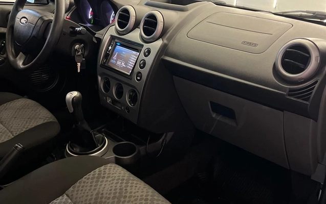 imagem-https://www.socarrao.com.br/sc-vehicle-images-prod/2420712/1785522836762-gb-8e39e95.jpeg