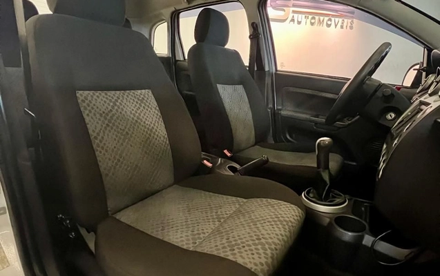 imagem-https://www.socarrao.com.br/sc-vehicle-images-prod/2420712/1785522836763-gb-ae242ea.jpeg