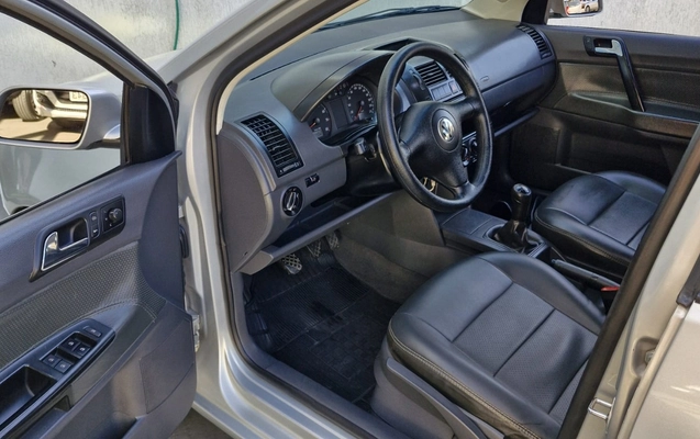 imagem-https://www.socarrao.com.br/sc-vehicle-images-prod/2420855/1783024313568-MTUuanBlZw.jpeg