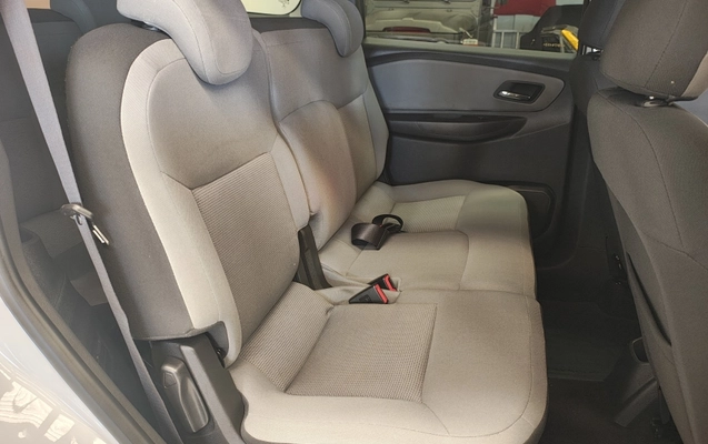 imagem-https://www.socarrao.com.br/sc-vehicle-images-prod/2420860/1789416139163-sYrFd64NqipbgGDgBitNSkfEANuEXUeC.jpg