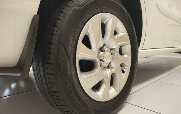 imagem-https://www.socarrao.com.br/sc-vehicle-images-prod/2420860/1789416139167-2PqQK53dJVmngLAS3QwZ4s9WgurFhsH0.jpg