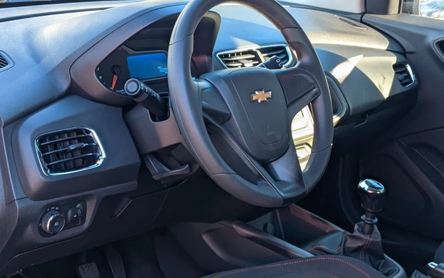 imagem-https://www.socarrao.com.br/sc-vehicle-images-prod/2420864/1783024455168-V2hhdHNBcHAgSW1hZ2UgMjAyNi0wNy0wMiBhdCAxNi40NS4xNS5qcGVn.jpeg