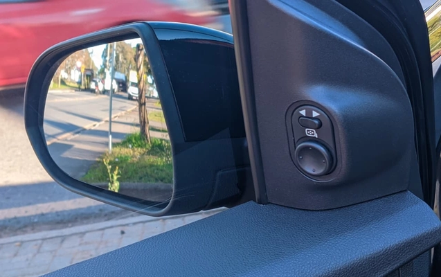 imagem-https://www.socarrao.com.br/sc-vehicle-images-prod/2420864/1783024456129-V2hhdHNBcHAgSW1hZ2UgMjAyNi0wNy0wMiBhdCAxNi40NS4xNSAoMSkuanBlZw.jpeg