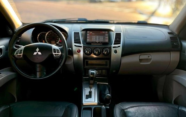 imagem-https://www.socarrao.com.br/sc-vehicle-images-prod/2421185/1788981278825-8244104_8_B_b5ed8b314b.jpeg