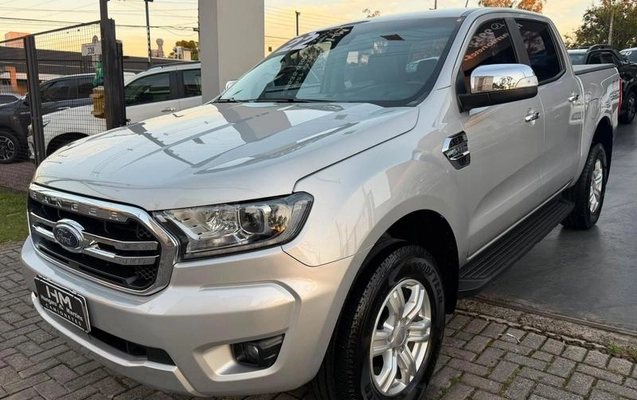 imagem-https://www.socarrao.com.br/sc-vehicle-images-prod/2421316/1784225576094-8244093_1_B_f35125d4bc.jpeg